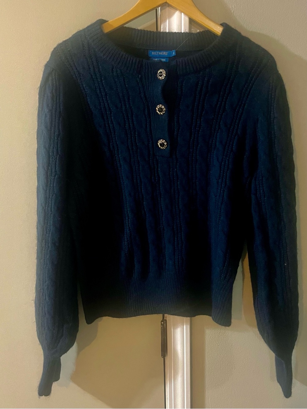 NWT Biltmore Women’s Cableknit Henley Sweater, Navy Blue, XL, Jeweled Buttons